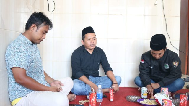 Bincang Santai dengan Ketua IPNU, DPC PWRI Sumenep Ajak Pelajar NU Berinovasi