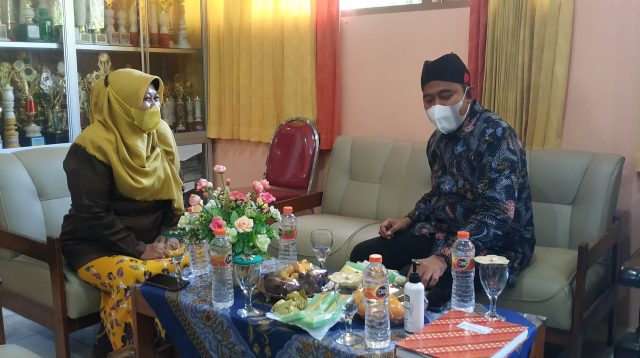 Silaturahim dengan Guru SMP, Bupati Sumenep: Tanpa Guru, Kita Tidak Akan Jadi Apa-apa