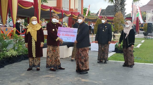 Dua Tahun Berturut-turut, Dispertahortbun Sumenep Kembali Raih Prestasi SAKIP 2021