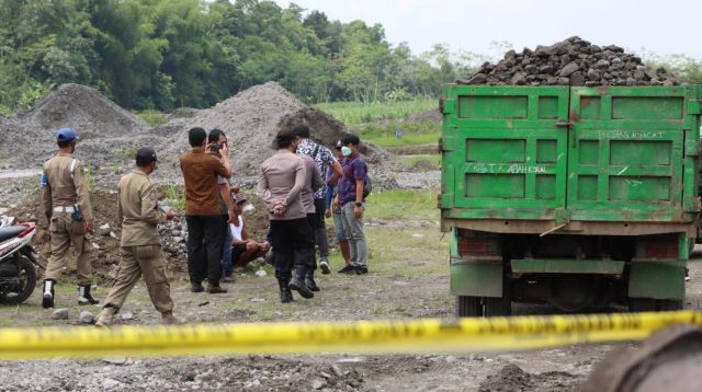 Polisi Tertibkan Tambang Ilegal di Desa Sumberasri