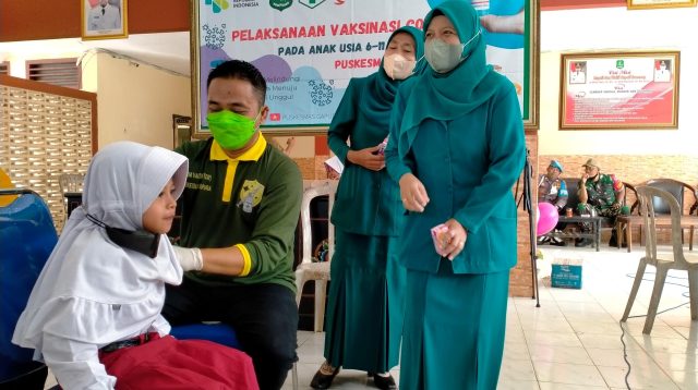 174 Siswa SD di Kecamatan Gapura Ikuti Vaksinasi Anak Usia 6-11 Tahun