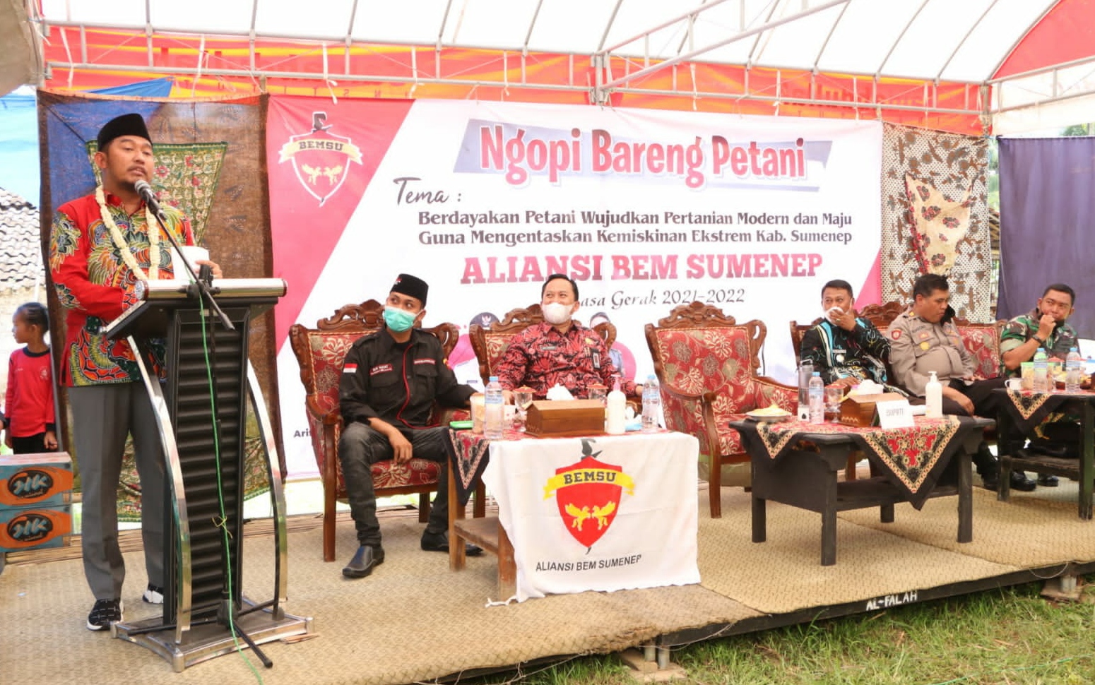 Bupati Sumenep Ngopi Bareng Petani