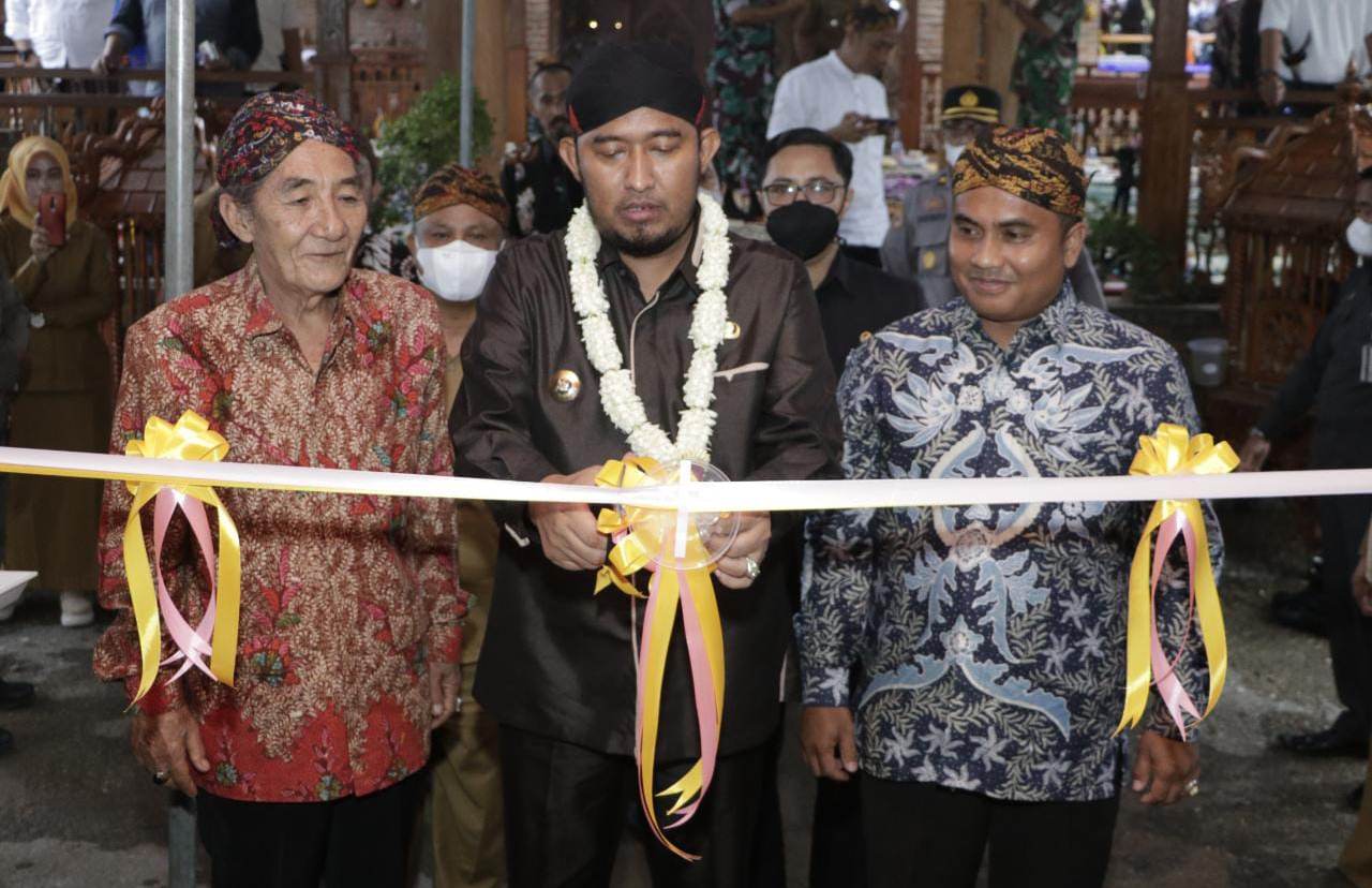 Resmikan Museum Keris Helmi Art, Ini Harapan Bupati Achmad Fauzi