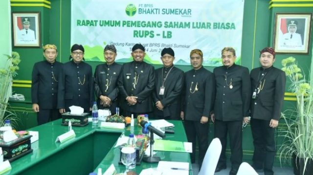Resmi Jabat Dirut BPRS, Hairil Fajar Target Tingkatkan PAD