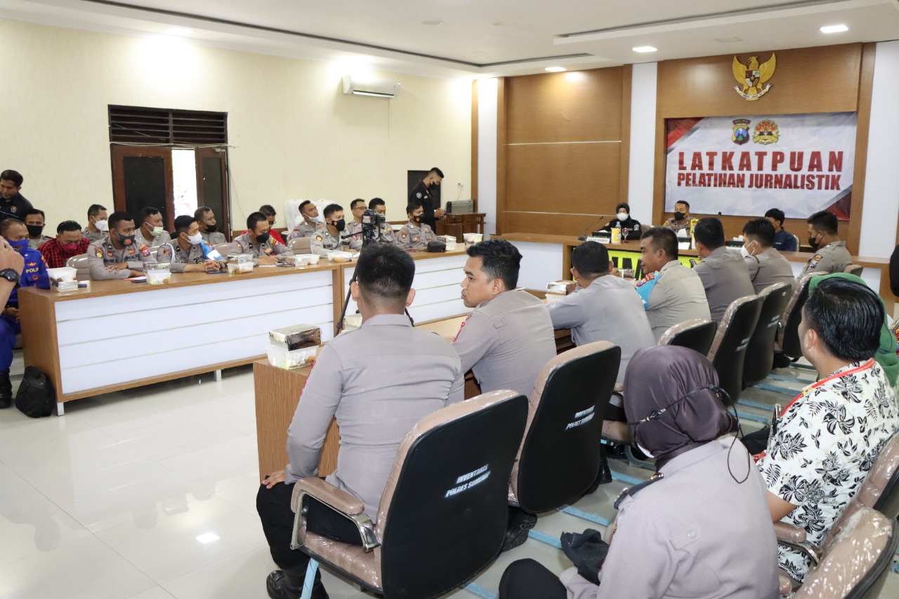 Polres Sumenep Gelar Pelatihan Jurnalistik Bagi Anggota Polisi