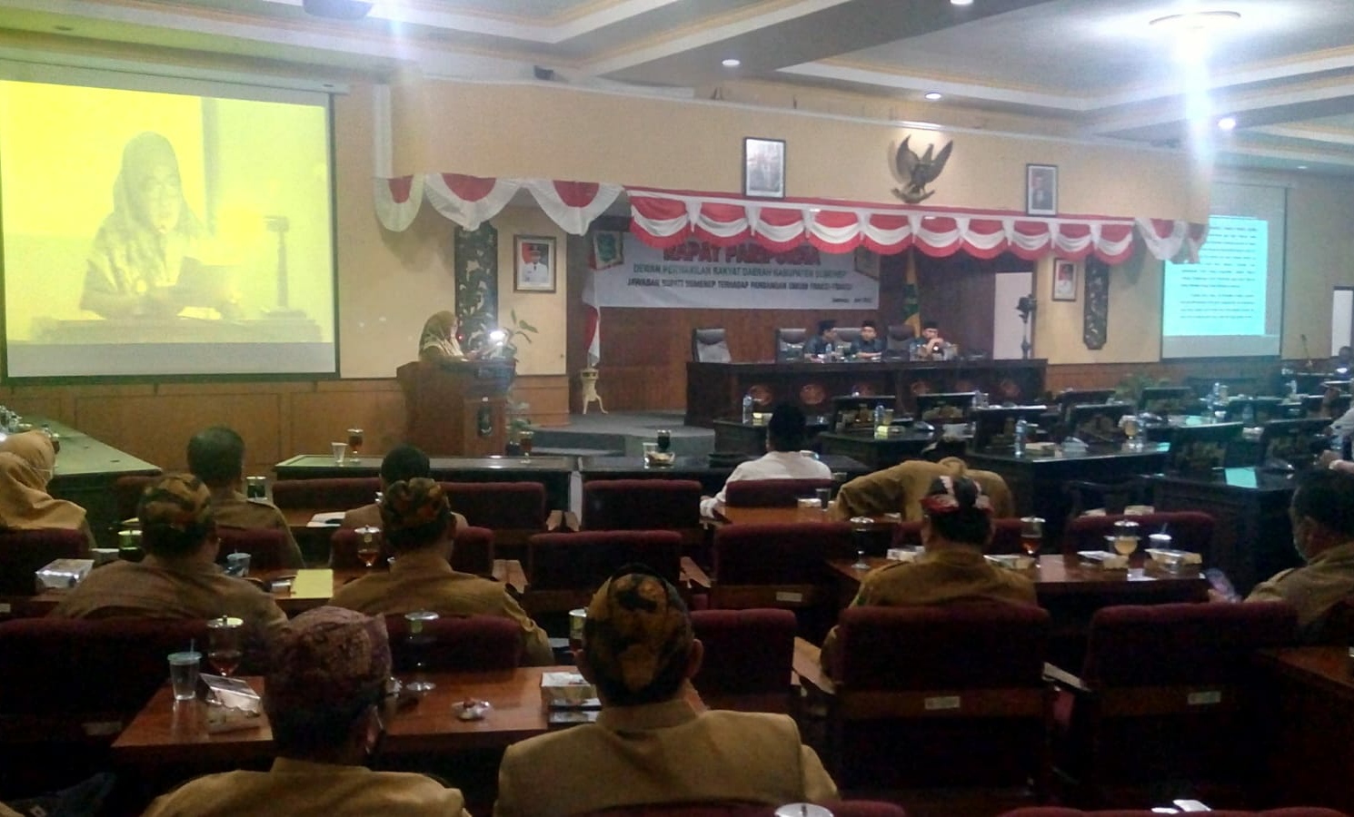 DPRD Sumenep Gelar Paripurna Penyampaian Jawaban Bupati Atas PU Fraksi-fraksi