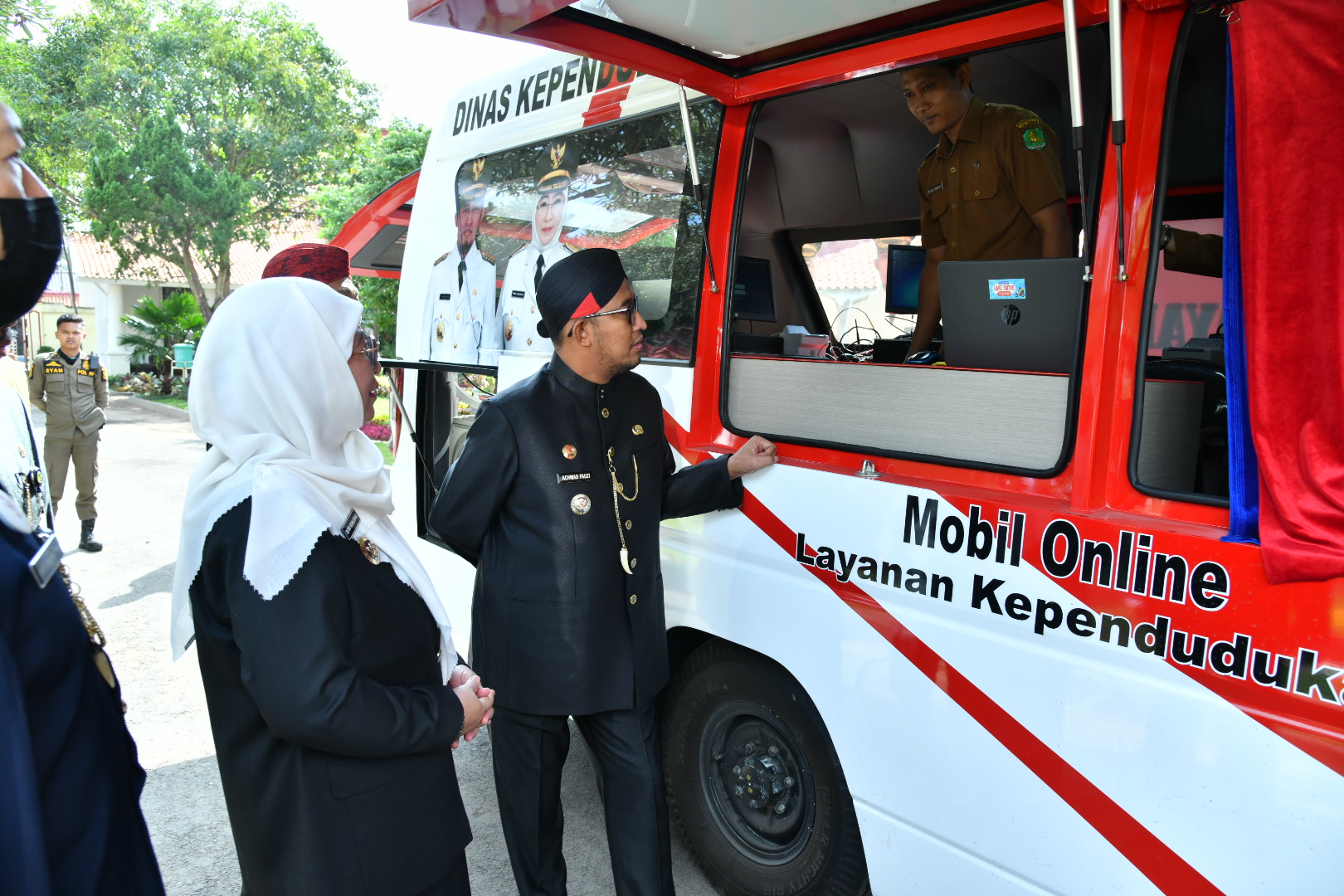 Maksimalkan Pelayanan, Dispendukcapil Sumenep Luncurkan Mobil Online Layanan Kependudukan