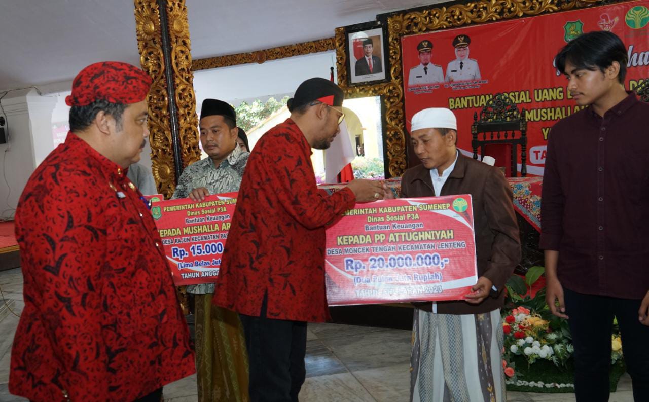 Pemkab Sumenep Salurkan Bansos Bagi Ponpes, Masjid, dan Mushalla
