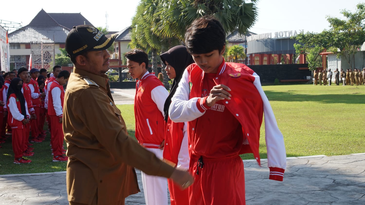 Lepas Atlet ke Porprov Jatim, Ini Pesan Bupati Sumenep