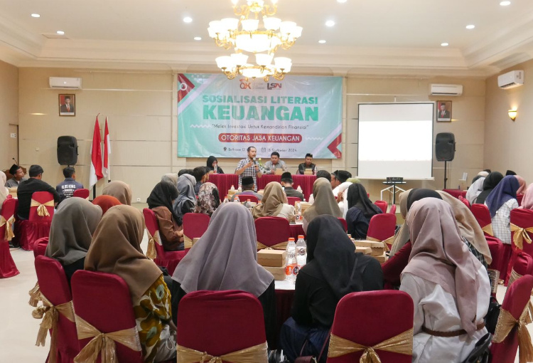 Masifkan Literasi Keuangan, OJK - LSAI Gelar Sosialisasi Bagi Mahasiswa di Sumenep
