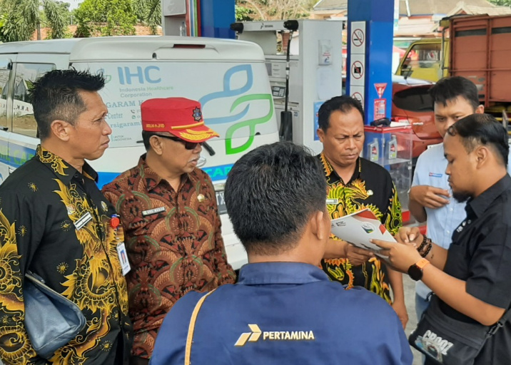Cegah Pelanggaran, Bagian Perekonomian dan SDA Setkab Sumenep Lakukan Monev ke SPBU