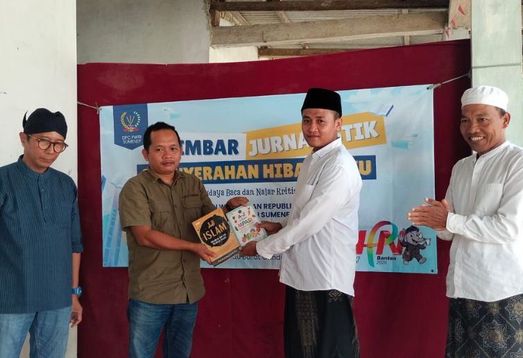 PWRI Sumenep Gelar Mimbar Jurnalistik dan Hibah Buku, Dorong Budaya Baca dan Nalar Kritis
