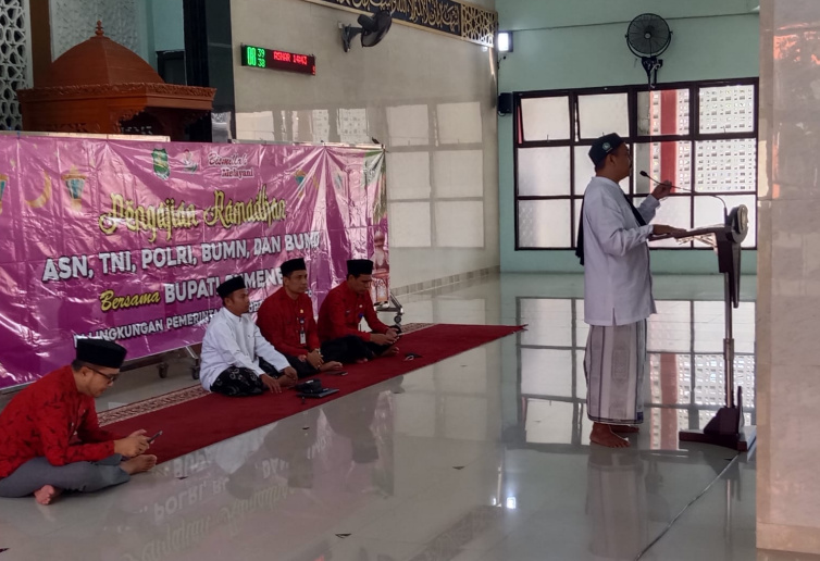 Undang Kiai Sudiharso di Minggu Ke-2 Ramadan, Pemkab Sumenep Ajak Masyarakat Beridah dengan Bahagia
