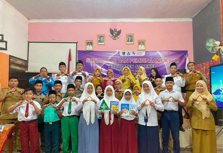 Bentengi Pelajar dari Risiko Kesehatan, Pemkab Sumenep Gencar Sosialisasi dan Pembinaan UKS/M